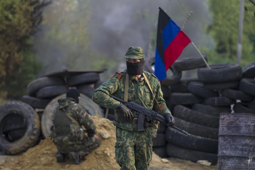Proruska vojska Slavjansk, Foto: Reuters