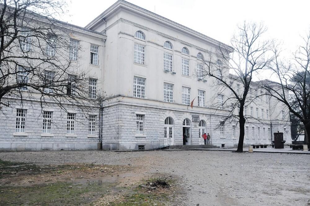 Gimnazija, Foto: Zoran Đurić