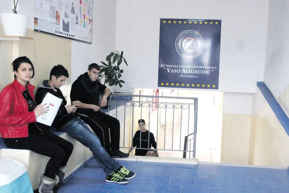 Srednja škola Vaso Aligrudić, Foto: Boris Pejović