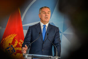 Đukanović čestitao Renciju Dan Republike Italije