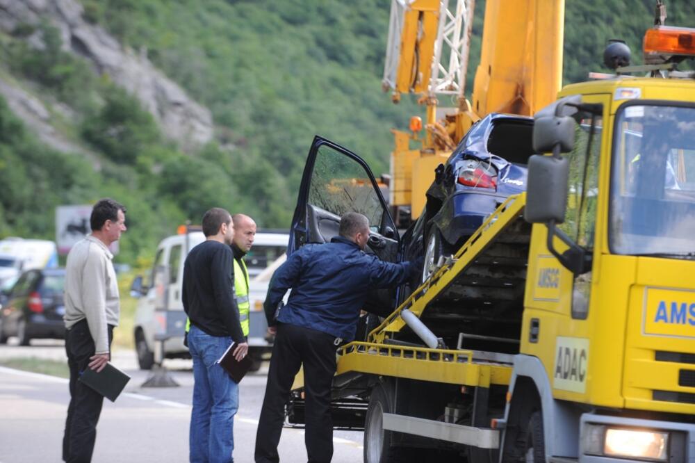 nesreća, Platije, vozilo, Foto: Savo Prelević