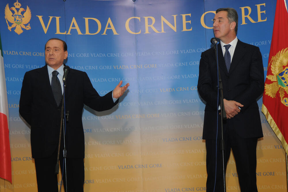 Berluskoni i Đukanović, Foto: Savo Prelević
