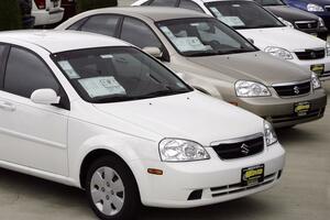 Suzuki povlači preko 184.000 vozila u SAD-u