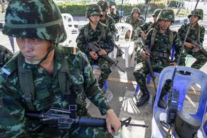 Vojska na Tajlandu zabranila izlazak iz zemlje za 155 lica