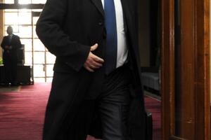 SNP: Na biračkim mjestima samo da borave članovi odbora