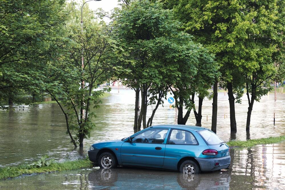 poplave, auto