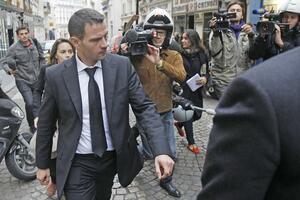 Bivši broker pješice stiže u Francusku na izdržavanje kazne