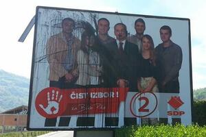 Bijelo Polje: Uništeni bilbordi SDP-a