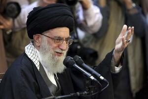 Ali Hamnei: Očekivanja Zapada od Irana su glupa i idiotska