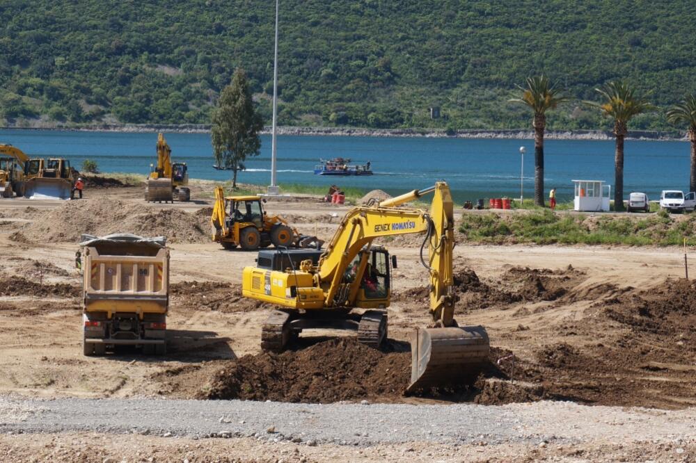 Kumbor radovi, Foto: Azmont