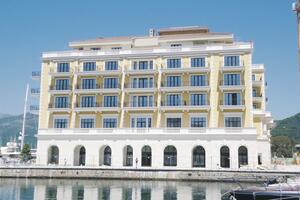 Stan u Porto Montenegru za sedam miliona, šeik nudi šest