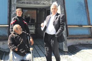 Đurišić ima samo ruku, ali će na operaciju morati da čeka da prođu...