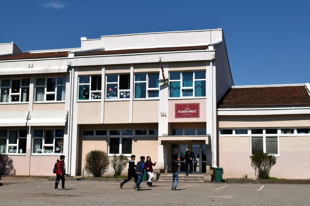 Tvrde da čine sve u njihovoj moći - OŠ “Vlado Milić”, Foto: Luka Zeković