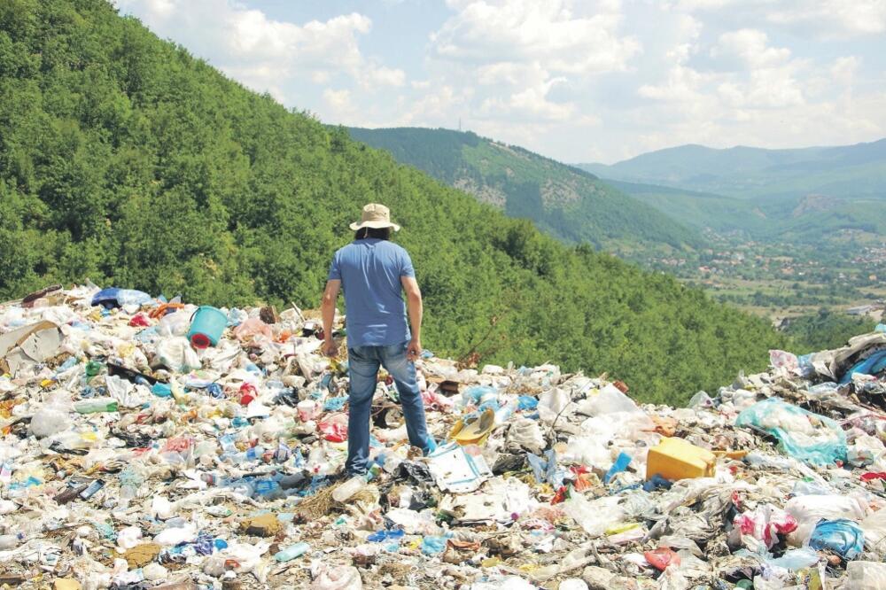 Deponija, Vasove vode, Foto: Rabrenović