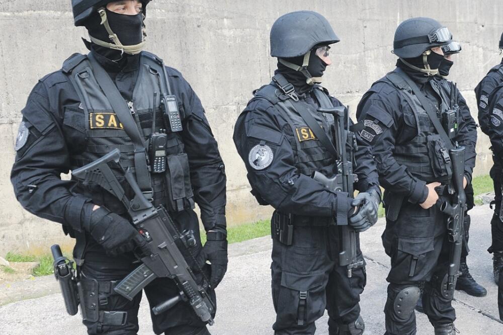 policajci, SAJ, Foto: Savo Prelević