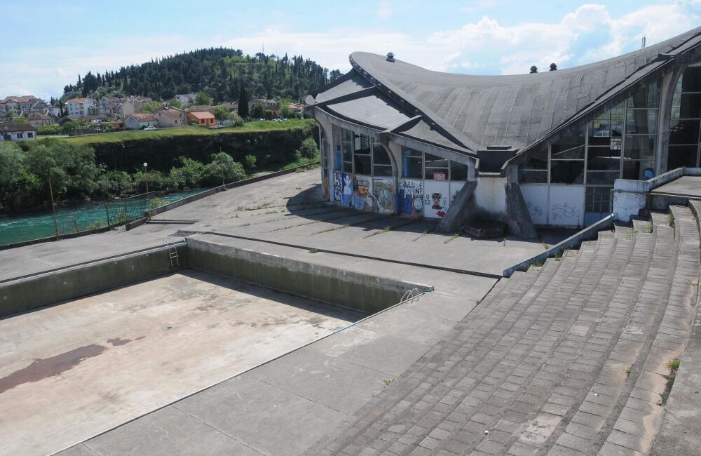 bazen, Sportski centar