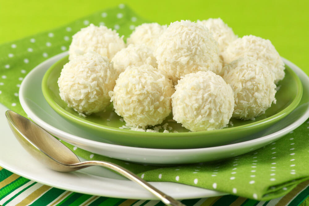 Bombice sa bananom i kokosom, Foto: Shutterstock