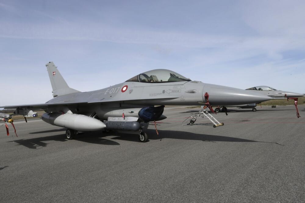 Nato avion, Foto: Reuters