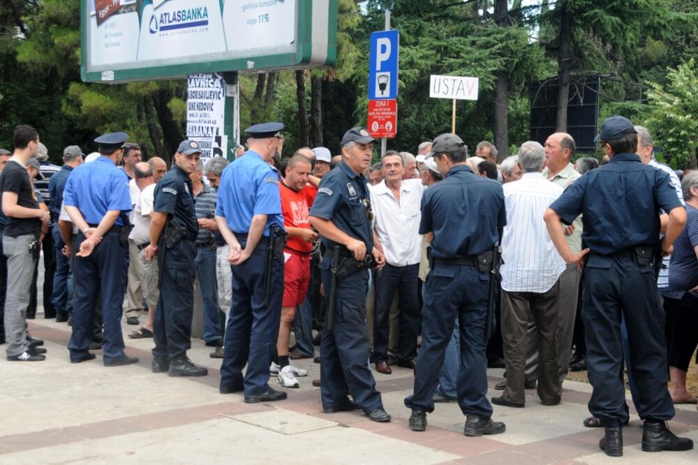 Radoje Dakić protest, Foto: Boris Pejović