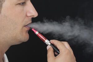 U Njujorku i Čikagu zabrane i za električne cigarete