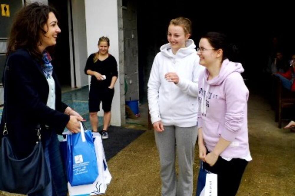 Poljske studentkinje, autostoperi, Foto: Siniša Luković