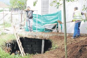 Počela sanacija rupe na Koniku: Betoniraće kad uklone zemlju