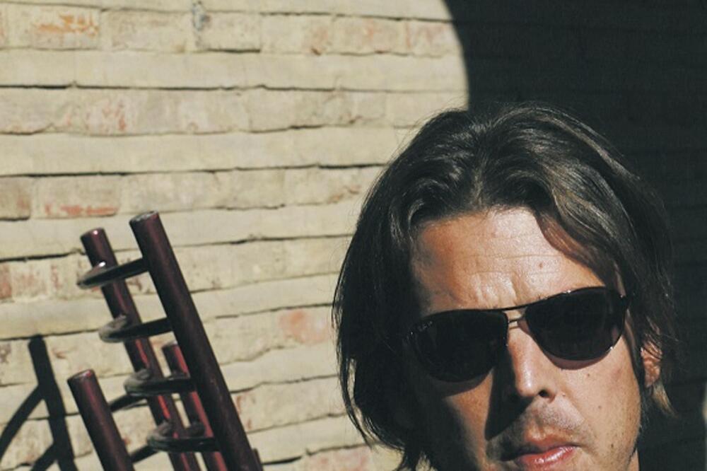 Ognjen Spahić, novina, Foto: Privatna arhiva