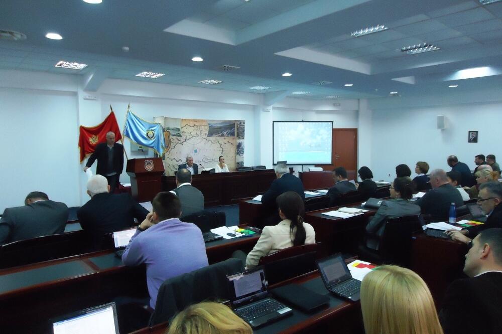 Sjednica SO Tivat, Foto: Siniša Luković