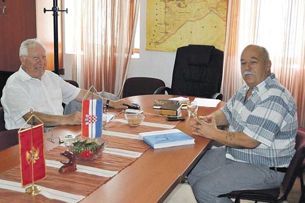 Zvonimir Deković (Novina), Foto: Radiodux.me