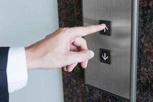 Najbrži lift na svijetu za 43 sekunde pređe 94 sprata