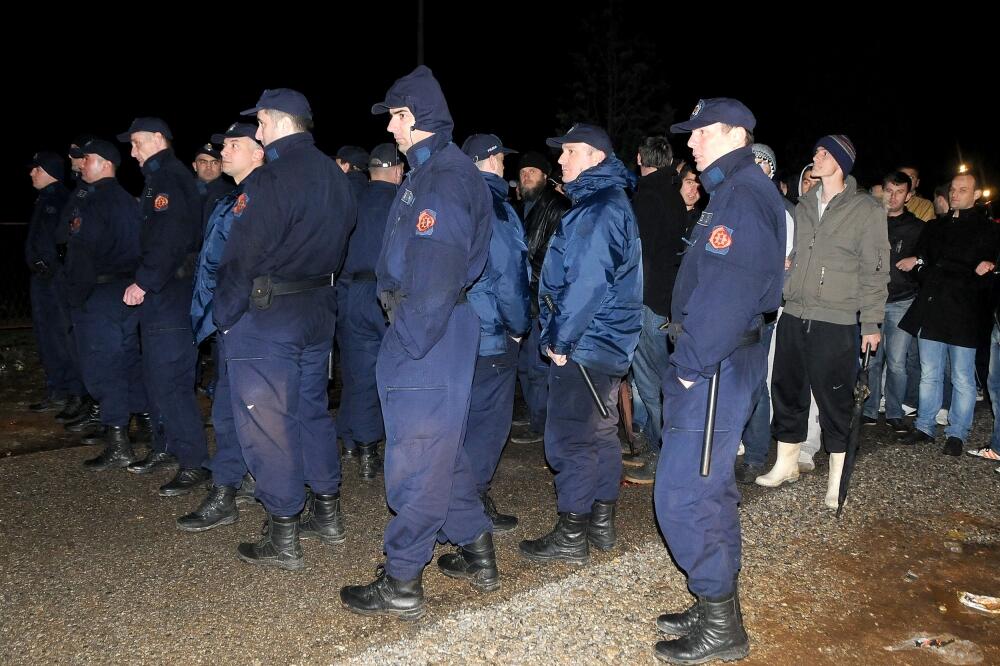Dinoša groblje protest, Foto: Boris Pejović