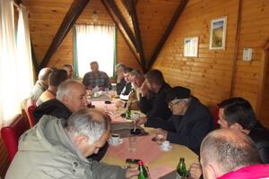 Ribolov na Crnom jezeru: Za stare članove devet, za nove 30 eura