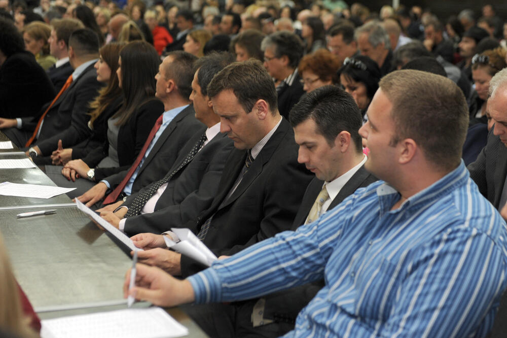 Pozitivna, Foto: Pozitivna