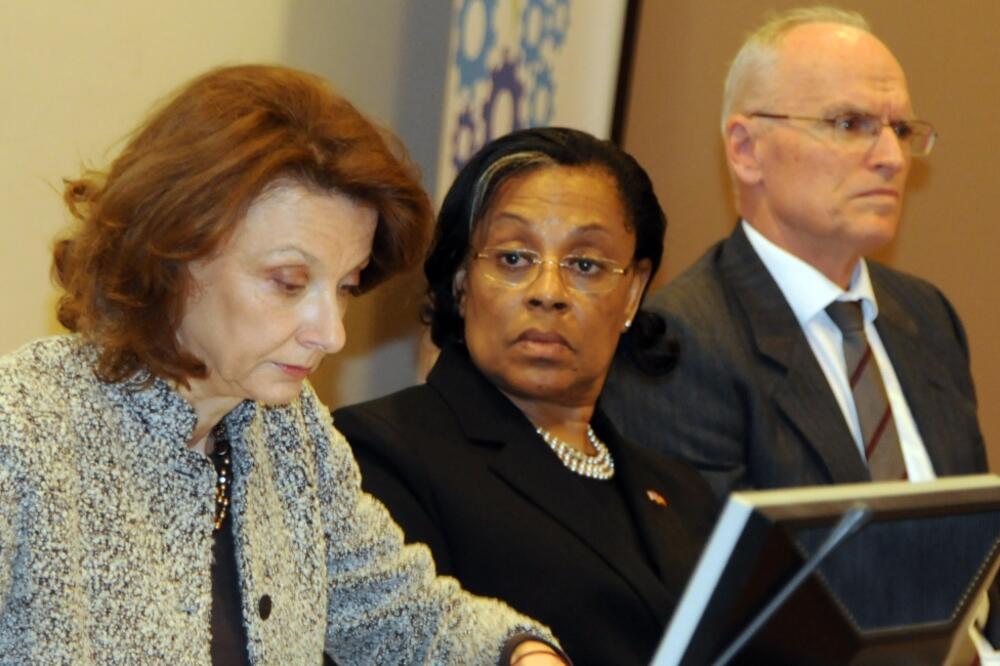 Milica Pejanović Đurišić, Sju Kej Braun, Pijus Fišer, Foto: Luka Zeković