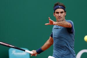 Federer lako do trećeg kola