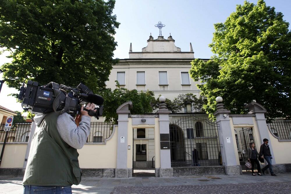 Starački dom Ćezano Boskone Berluskoni, Foto: Reuters