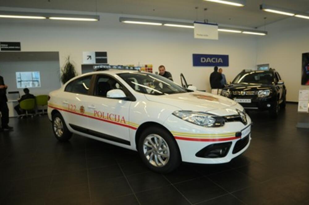 MUP reno fluens, Foto: Uprava policije