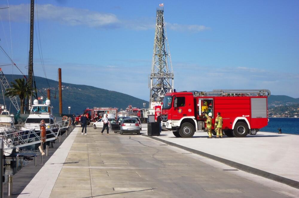 Yu Briv požar, Porto Montenegro