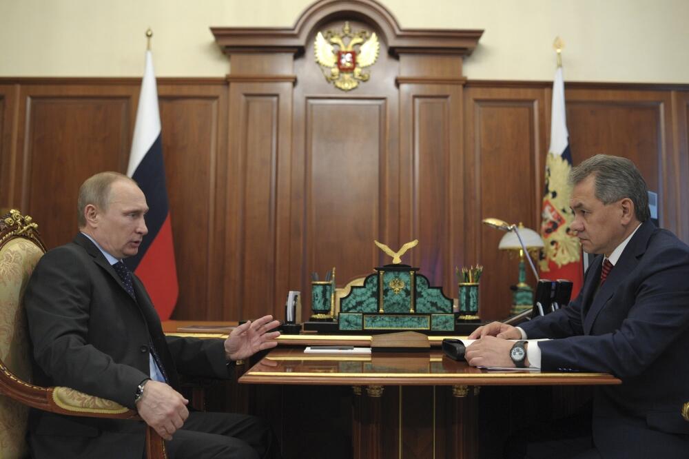 Vladimir Putin, Sergej Šojgu, Foto: Reuters