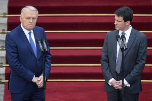 Vals objavio sastav nove francuske vlade: Među ministrima i Roajal