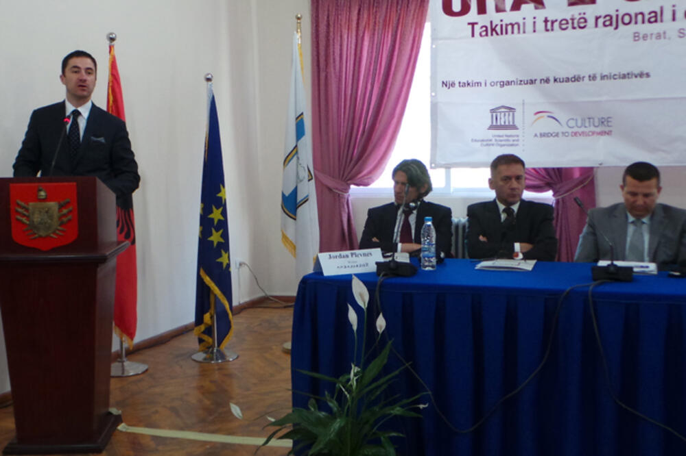 Aleksandar Bogdanović, Mostovi Balkana govore, Foto: Prijestonica Cetinje