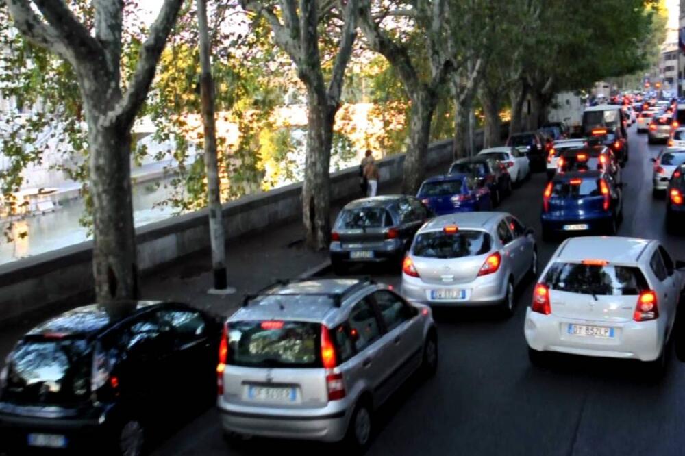 Rim, saobraćaj, Foto: Screenshot (YouTube)