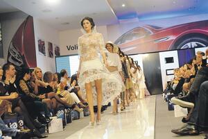 Montenegro Fashion Week traje pet dana