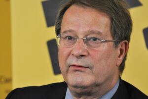 Jakšić: Vlada će u slučaju Telekom morati da sluša SAD