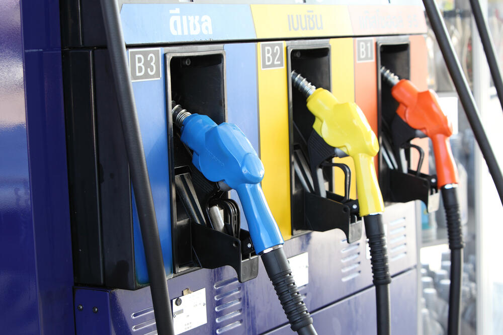 benzinska pumpa, Foto: Shutterstock