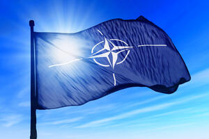 NATO poziva Rusiju da ne anektira Krim