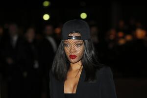 Rijanu ne pogađaju tračevi o prevari