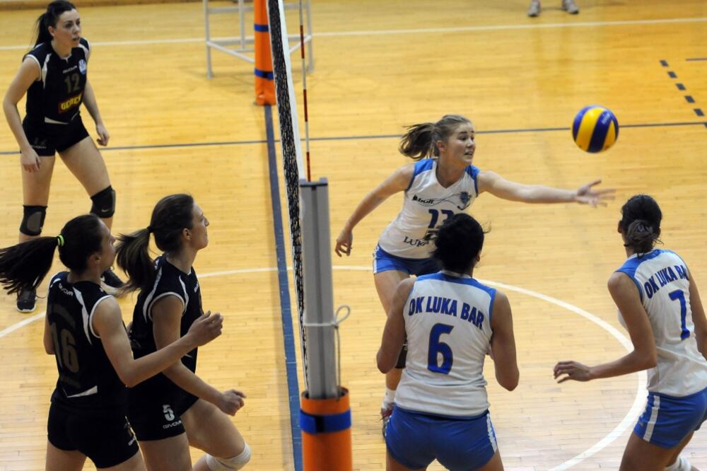 Budućnost - Luka Bar, Foto: Boris Pejović