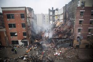 Seven killed in the collapse of buildings in Manhattan
