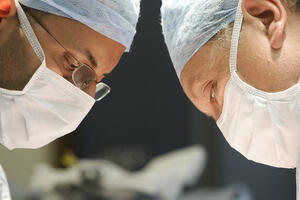 Hirurzi djevojci produžili nogu za 23 cm